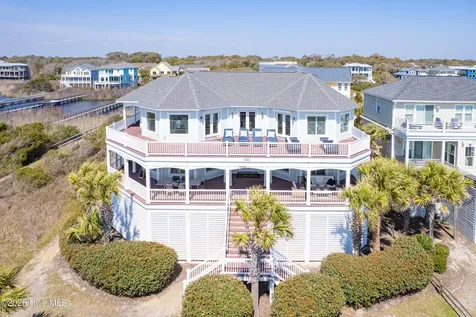 121 SE 67th Street Oak Island NC 28465