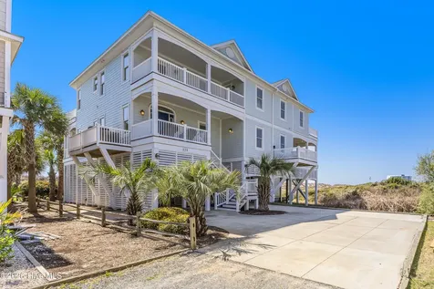 121 SE 67th Street Oak Island NC 28465