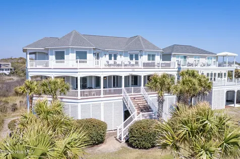 121 SE 67th Street Oak Island NC 28465