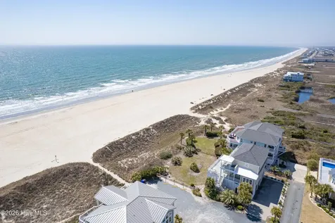 121 SE 67th Street Oak Island NC 28465