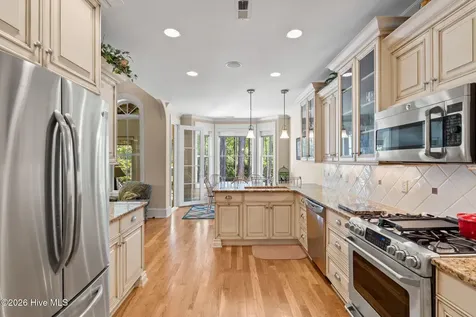 2668 Parkridge Drive Southport NC 28461