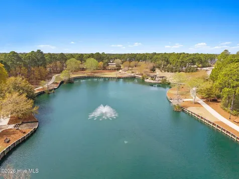 2668 Parkridge Drive Southport NC 28461