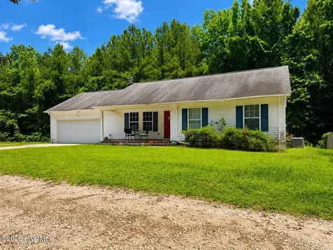 136 Constitution Avenue Jacksonville NC 28540