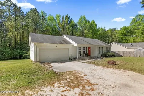 136 Constitution Avenue Jacksonville NC 28540