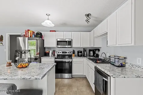 136 Constitution Avenue Jacksonville NC 28540