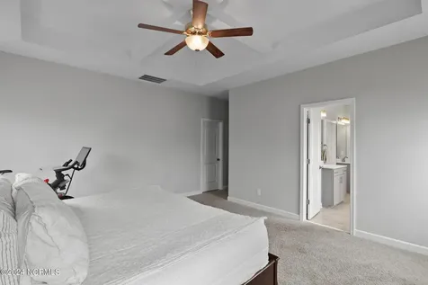 907 W Arboria Drive Hampstead NC 28443