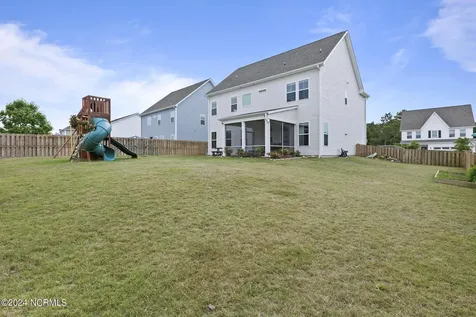 907 W Arboria Drive Hampstead NC 28443
