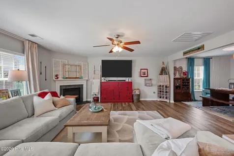 324 Frida Road New Bern NC 28560