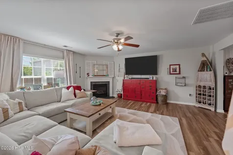 324 Frida Road New Bern NC 28560