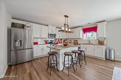 324 Frida Road New Bern NC 28560