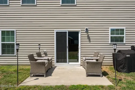 324 Frida Road New Bern NC 28560