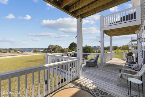 345 Twin Oaks Drive Hampstead NC 28443