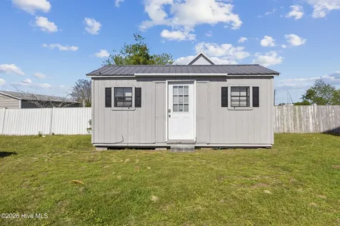 345 Twin Oaks Drive Hampstead NC 28443