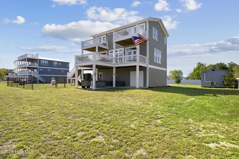 345 Twin Oaks Drive Hampstead NC 28443