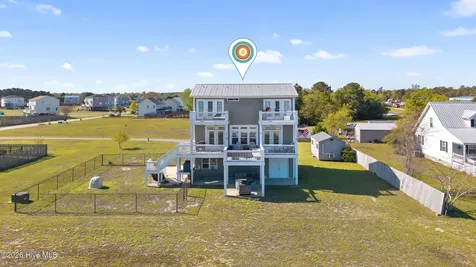 345 Twin Oaks Drive Hampstead NC 28443