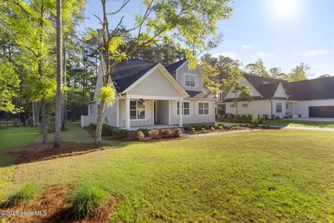 564 Hearthside Drive SE Bolivia NC 28422