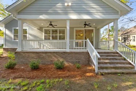 564 Hearthside Drive SE Bolivia NC 28422
