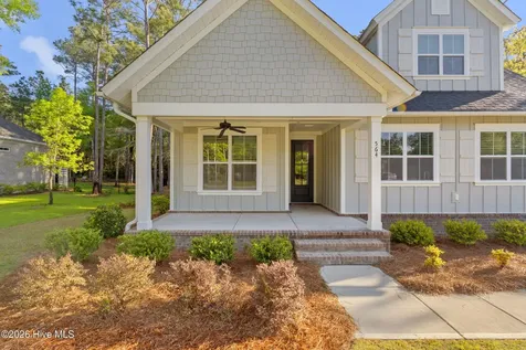 564 Hearthside Drive SE Bolivia NC 28422