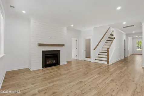 564 Hearthside Drive SE Bolivia NC 28422