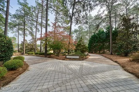 475 Lake Dornoch Drive Pinehurst NC 28374