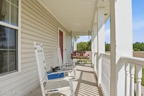 184 S Currituck Road Currituck NC 27929