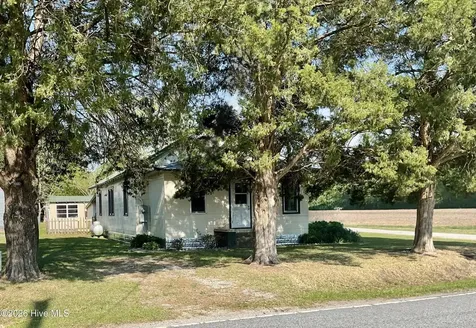 258 Main Street Pinetown NC 27865