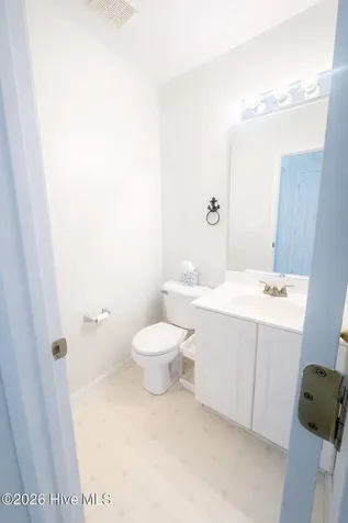 901 Cedarwood Village Morehead City NC 28557