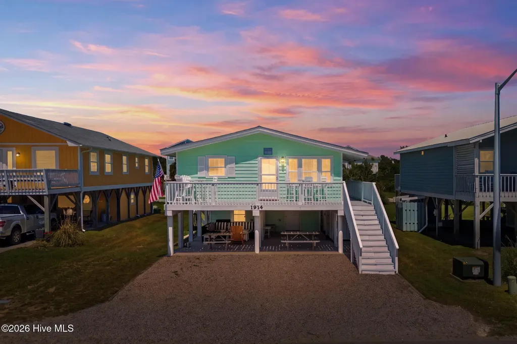 1914 E Beach Drive Oak Island NC 28465