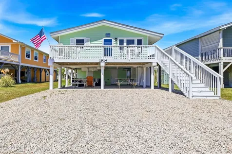 1914 E Beach Drive Oak Island NC 28465