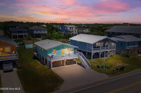 1914 E Beach Drive Oak Island NC 28465