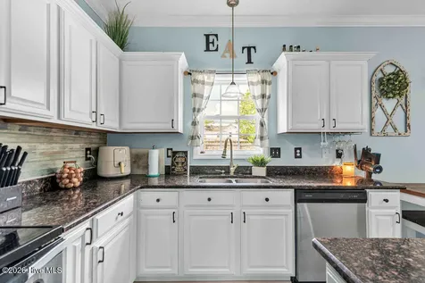 103 Elbert Way Jacksonville NC 28540