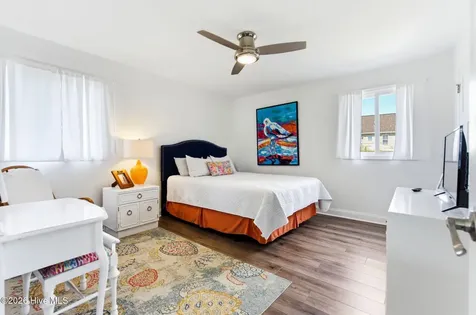 1105 S Shore Drive Surf City NC 28445