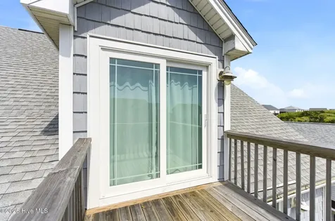 1105 S Shore Drive Surf City NC 28445