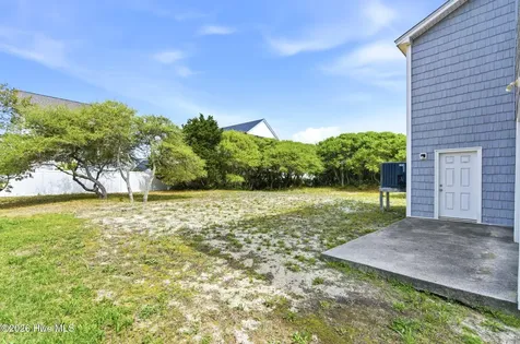 1105 S Shore Drive Surf City NC 28445