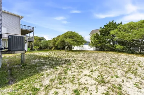 1105 S Shore Drive Surf City NC 28445