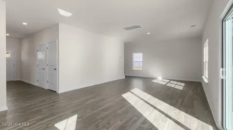 712 Lazy Elm Lane Aberdeen NC 28315