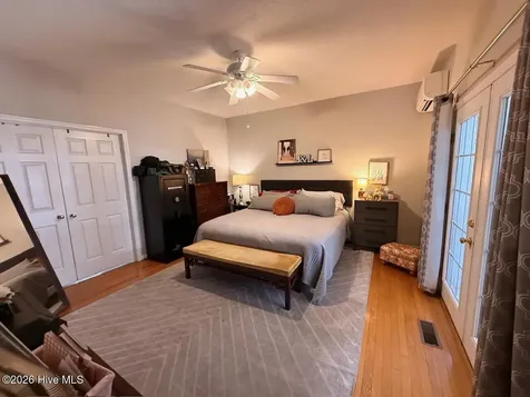 109 Sweetbriar Court Seven Lakes NC 27376
