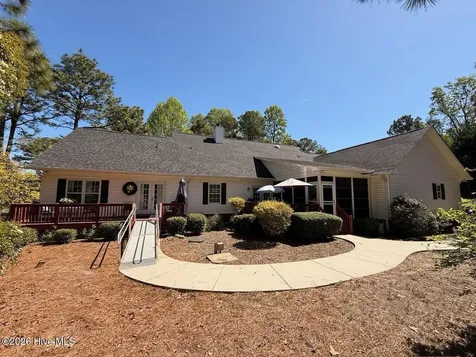 109 Sweetbriar Court Seven Lakes NC 27376