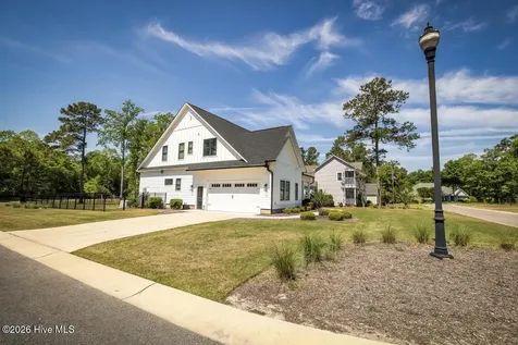 9274 Fallen Pear Lane NE Leland NC 28451