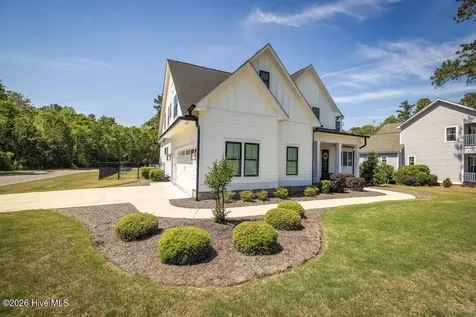 9274 Fallen Pear Lane NE Leland NC 28451