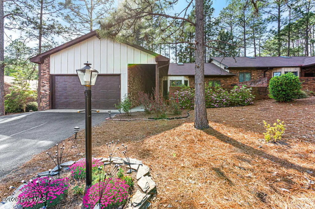 654 Redwood Drive Southern Pines NC 28387