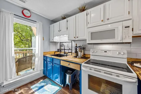 7131 Windward Drive New Bern NC 28560