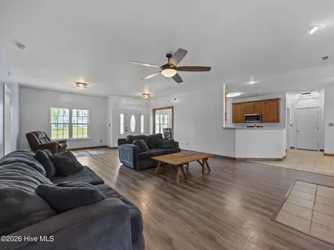 200 E Howard Drive Jacksonville NC 28540