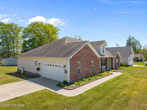 200 E Howard Drive Jacksonville NC 28540