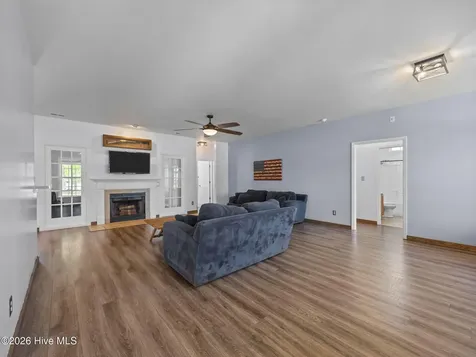 200 E Howard Drive Jacksonville NC 28540
