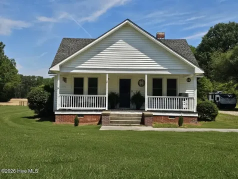 1741 Old Bath Highway Washington NC 27889