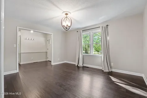 106 Juniper Court West End NC 27376