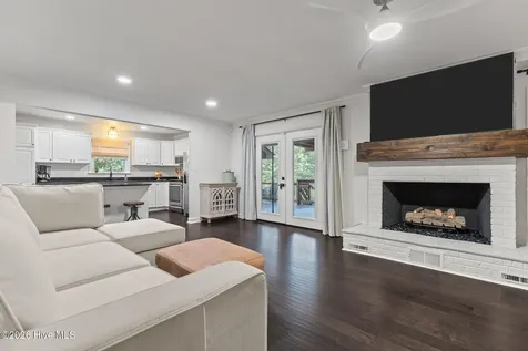 106 Juniper Court West End NC 27376