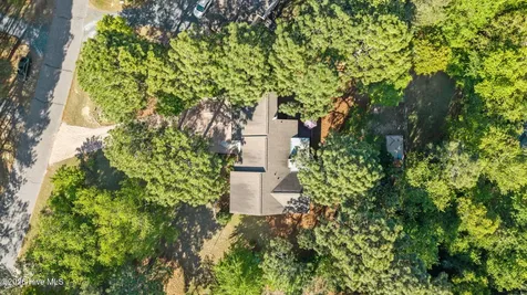 106 Juniper Court West End NC 27376