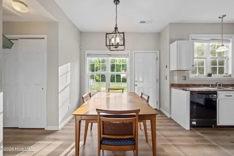 202 Bonanza Drive Richlands NC 28574
